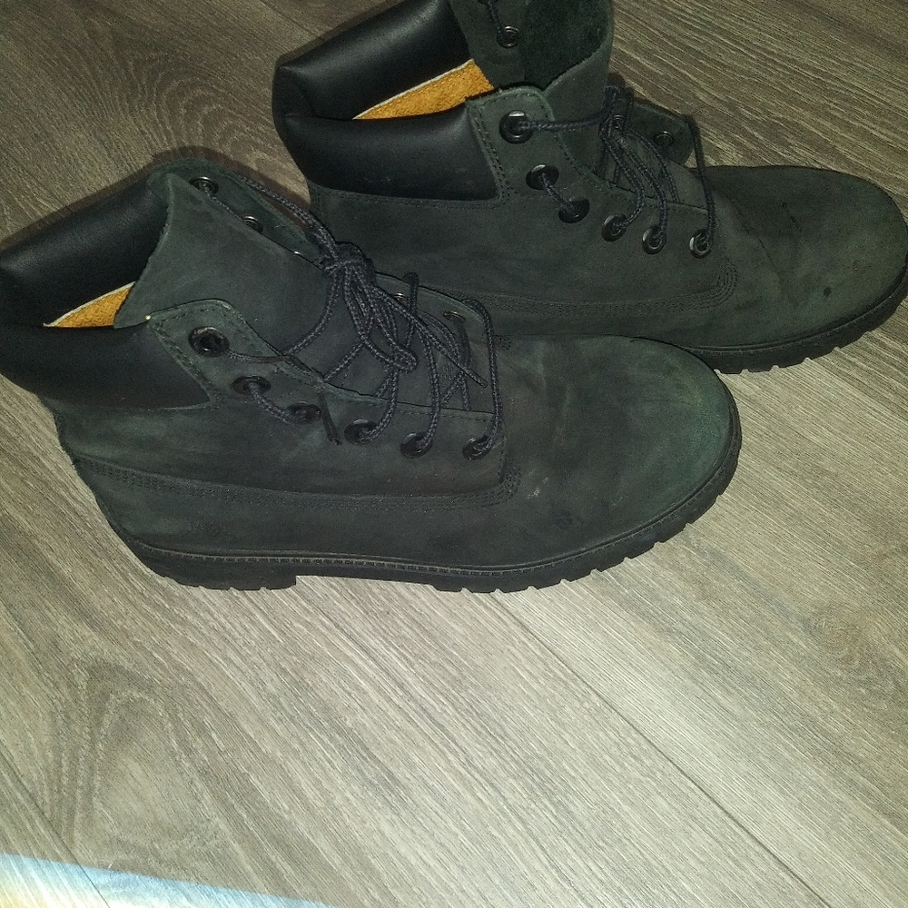Timberland Boots - Picture 3 of 4